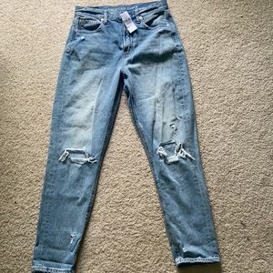 American eagle mom jeans